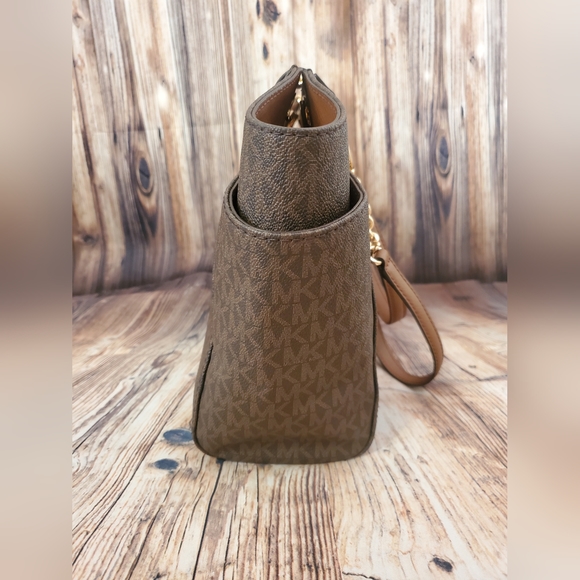 Michael Kors | Brown Jet Set Travel Large Chain-Strap Tote - Picture 4 of 10